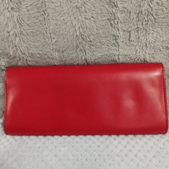 Saint Laurent Lutetia Flap clutch in red calfskin - Picture 6 of 10
